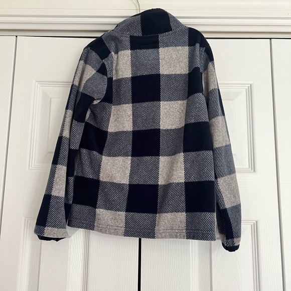 OshKosh boys size 6 zip up fleece - Picture 2 of 3